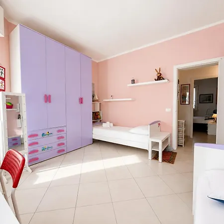 Hostdomus - Sun Finale Ligure